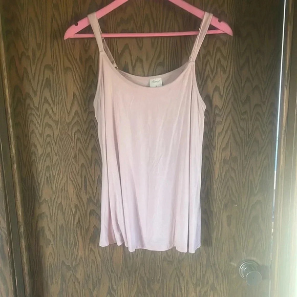 Blush Tank Top w/built in bra‎ - Picture 1 of 5